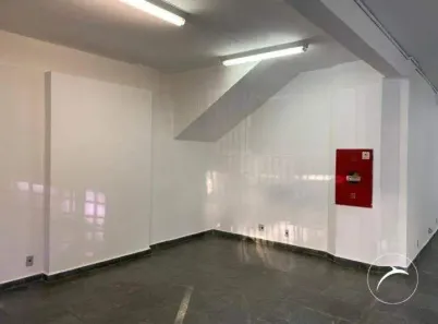 Ponto Comercial à venda, 300m² no Núcleo Bandeirante, Brasília