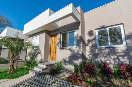 Casa com 3 Quartos à venda, 70m² no Guarujá, Porto Alegre