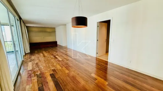 Apartamento com 3 Quartos para alugar, 167m² no Brooklin Paulista, São Paulo