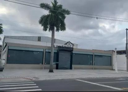 Sala Comercial com 1 Quarto à venda, 830m² no Piratininga, Niterói