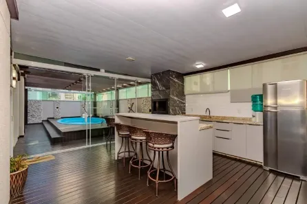 Apartamento com 3 Quartos à venda, 181m² no Pioneiros, Balneário Camboriú