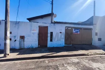Casa com 3 Quartos à venda, 142m² no Jardim União, Lins