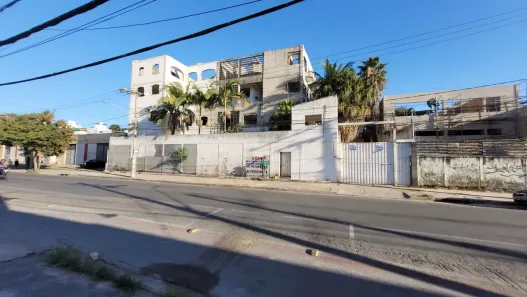 Lote/Terreno com 1 Quarto à venda, 2180m² no Santa Mônica, Belo Horizonte