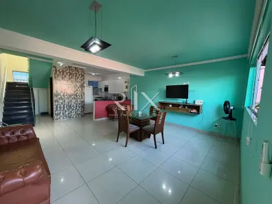 Casa com 3 Quartos à venda, 165m² no Três Barras, Contagem