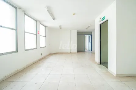 Sala Comercial para alugar, 366m² no República, São Paulo