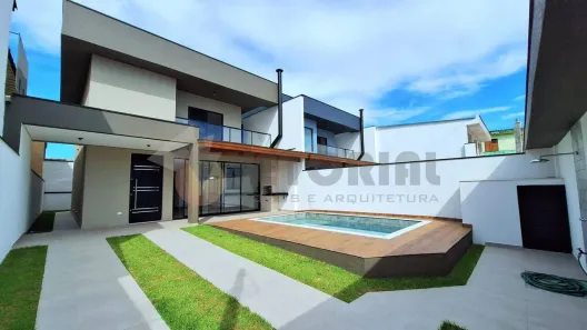Sobrado com 4 Quartos à venda, 172m² no Delfim Verde, Caraguatatuba