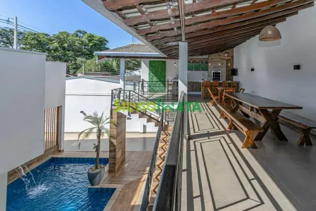 Casa com 3 Quartos à venda, 326m² no Jardim Los Angeles, Maringá