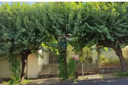 Casa com 4 Quartos à venda, 217m² no Centro, Andradina