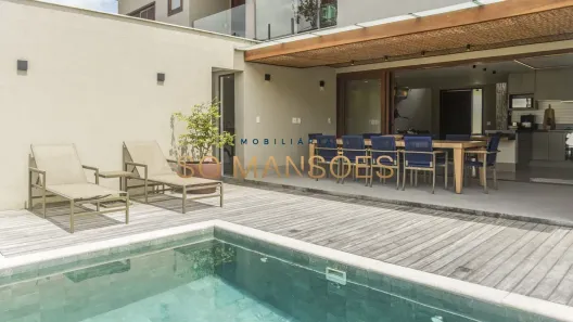 Casa de Condomínio com 4 Quartos à venda, 208m² no Arraial D'Ajuda, Porto Seguro