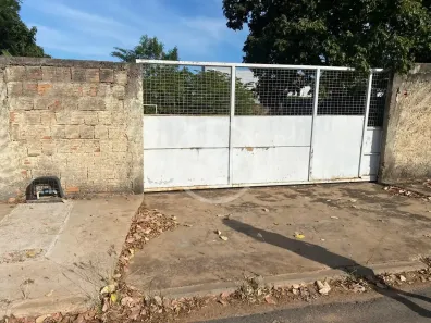 Lote/Terreno à venda, 720m² no Jardim Universitário, Cuiabá