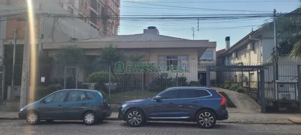Casa com 4 Quartos à venda, 500m² no Santa Catarina, Caxias do Sul