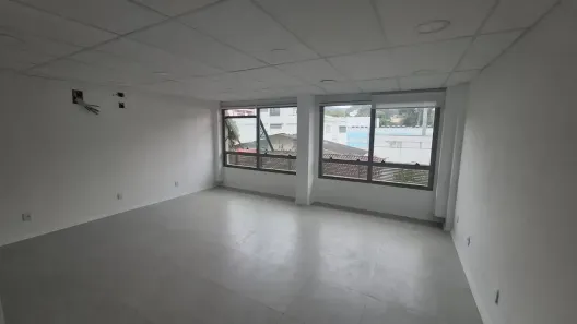Sala Comercial com 2 Quartos à venda, 48m² no Freguesia (Jacarepaguá), Rio de Janeiro