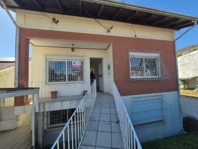 Casa com 4 Quartos à venda, 280m² no Nonoai, Porto Alegre