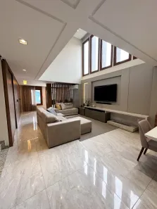 Casa com 4 Quartos à venda, 400m² no Comerciário, Criciúma