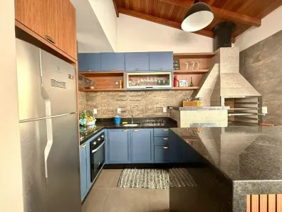 Casa com 4 Quartos à venda, 216m² no Bom Abrigo, Florianópolis