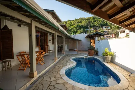 Casa com 2 Quartos à venda, 153m² no Perequê, Ilhabela
