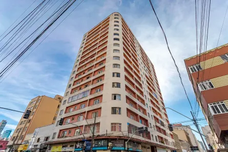 Apartamento com 2 Quartos à venda, 70m² no Centro, Curitiba