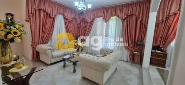 Casa com 3 Quartos à venda, 283m² no Marechal Hermes, Rio de Janeiro