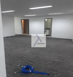 Sala Comercial para alugar, 214m² no Vila Olímpia, São Paulo