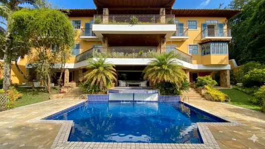 Casa de Condomínio com 4 Quartos à venda, 815m² no Itaipava, Petrópolis