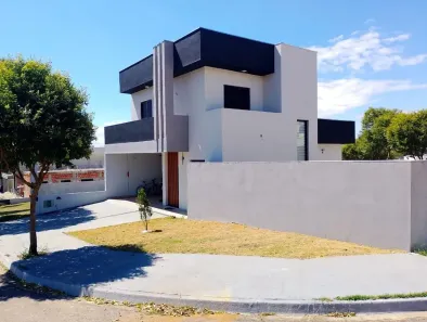 Casa com 2 Quartos à venda, 125m² no Condomínio Terras do Vale, Caçapava