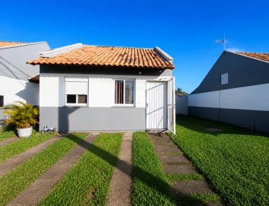 Casa com 2 Quartos à venda, 70m² no São Luis, Canoas