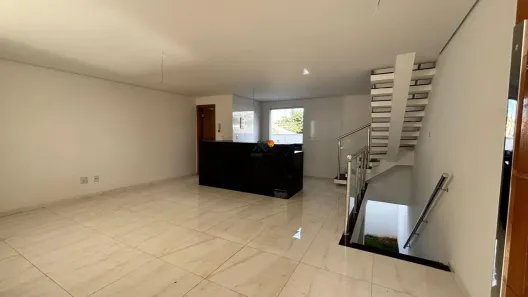 Casa com 3 Quartos à venda, 130m² no Santa Amélia, Belo Horizonte