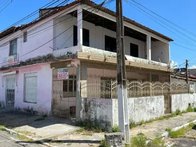 Casa com 5 Quartos à venda, 300m² no Luzia, Aracaju