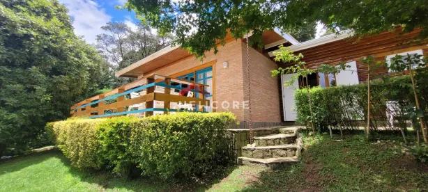 Casa com 4 Quartos à venda, 256m² no , Campos do Jordão