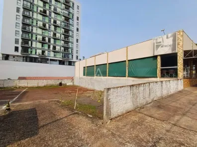 para alugar, 377m² no Centro, Cascavel