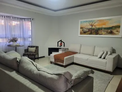 Sobrado com 3 Quartos à venda, 333m² no Jardim Gurilândia, Taubaté