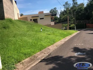 Lote/Terreno à venda, 450m² no Jardim Alvorada, Marília