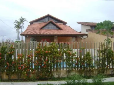 Casa com 3 Quartos à venda, 180m² no Balneário Stella Maris, Peruíbe