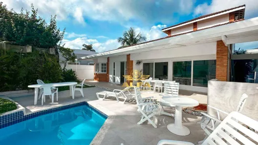 Casa de Condomínio com 4 Quartos à venda, 380m² no Jardim Acapulco, Guarujá