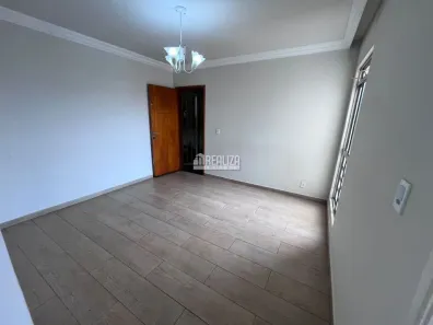 Apartamento com 2 Quartos para alugar, 10m² no Vila São Vicente, Uberaba
