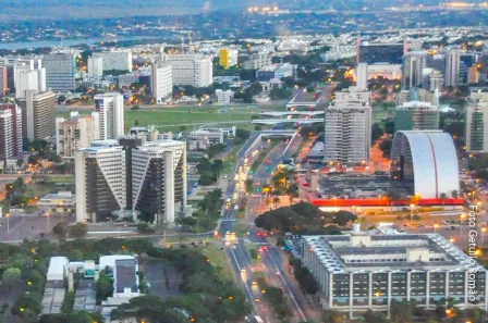 Sala Comercial para alugar, 640m² no Asa Norte, Brasília