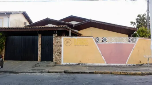 Casa com 3 Quartos à venda, 179m² no Santana, Pindamonhangaba