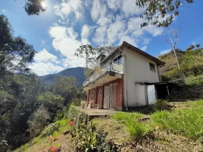 Casa de Condomínio com 3 Quartos à venda, 300m² no Colônia Alpina, Teresópolis