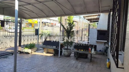 Casa com 4 Quartos à venda, 240m² no Rubem Berta, Porto Alegre
