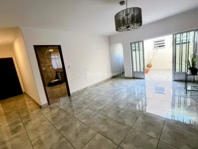 Casa com 3 Quartos para alugar, 300m² no Vila Bela, São Paulo
