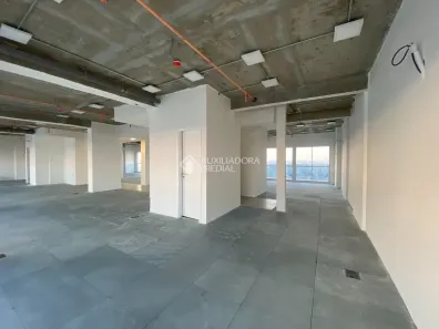 Sala Comercial à venda, 325m² no Baeta Neves, São Bernardo do Campo