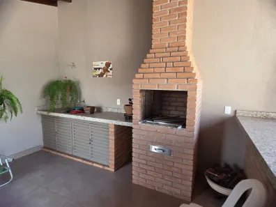 Casa com 4 Quartos à venda, 180m² no Jardim Estoril, Bauru