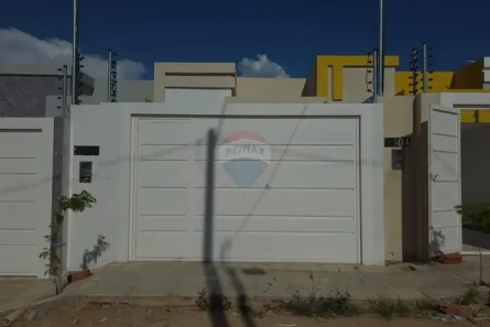 Casa com 3 Quartos à venda, 74m² no COHAB Massangano, Petrolina