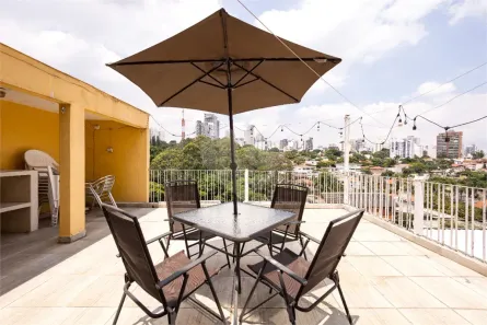 Sobrado com 5 Quartos à venda, 256m² no Vila Madalena, São Paulo