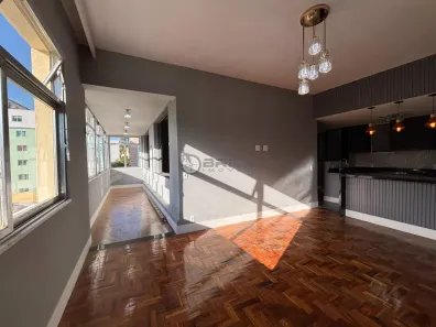 Apartamento com 2 Quartos para alugar, 60m² no Alto, Teresópolis