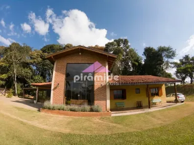 Fazenda/Sítio com 3 Quartos à venda, 300m² no Sertãozinho, Santo Antônio do Pinhal