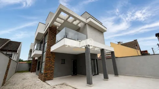 Sobrado com 3 Quartos à venda, 179m² no Portão, Curitiba