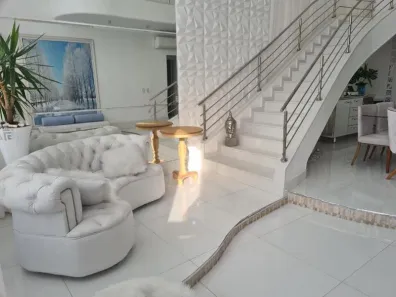 Casa com 4 Quartos para alugar, 261m² no Nações, Balneário Camboriú