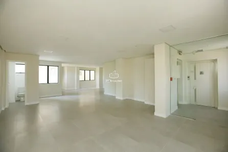 Sala Comercial para alugar, 230m² no Rio Branco, Porto Alegre