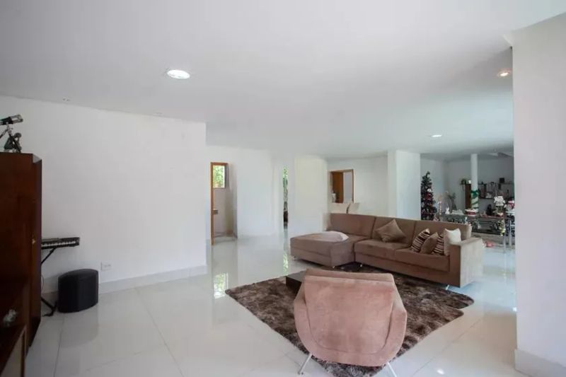 Casa com 4 quartos — Bandeirantes (Pampulha), Belo Horizonte